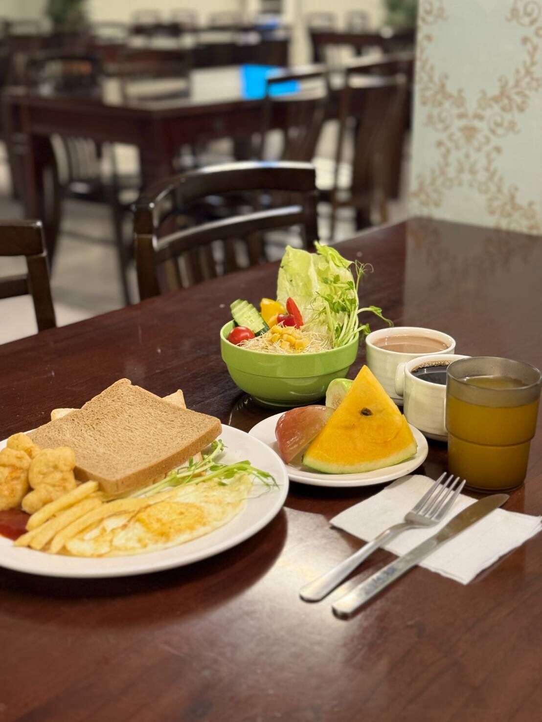 free daily local cuisine breakfast