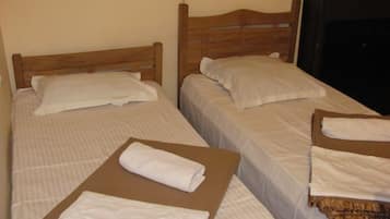 Egyptian cotton sheets, premium bedding, individually decorated