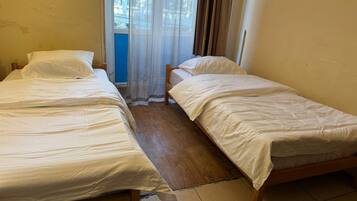 Egyptian cotton sheets, premium bedding, individually decorated