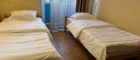 Egyptian cotton sheets, premium bedding, individually decorated