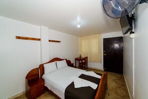 Standard Double Room, 1 Double Bed, Non Smoking, Private Bathroom | Desk, blackout drapes, free WiFi, bed sheets - Principe I (Tambopata)