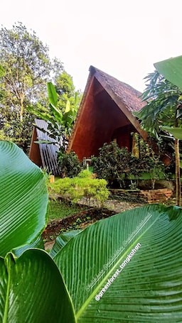 Front of property. Green Forest Tangkahan