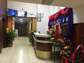 Reception - Hotel La Fortuna Roja (San José)