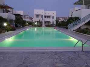 Front of property – evening/night - Mykonian Aroma House (Mykonos)