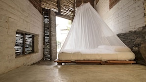 Family Bungalow, 2 Bedrooms, 2 Bathrooms, Beachfront