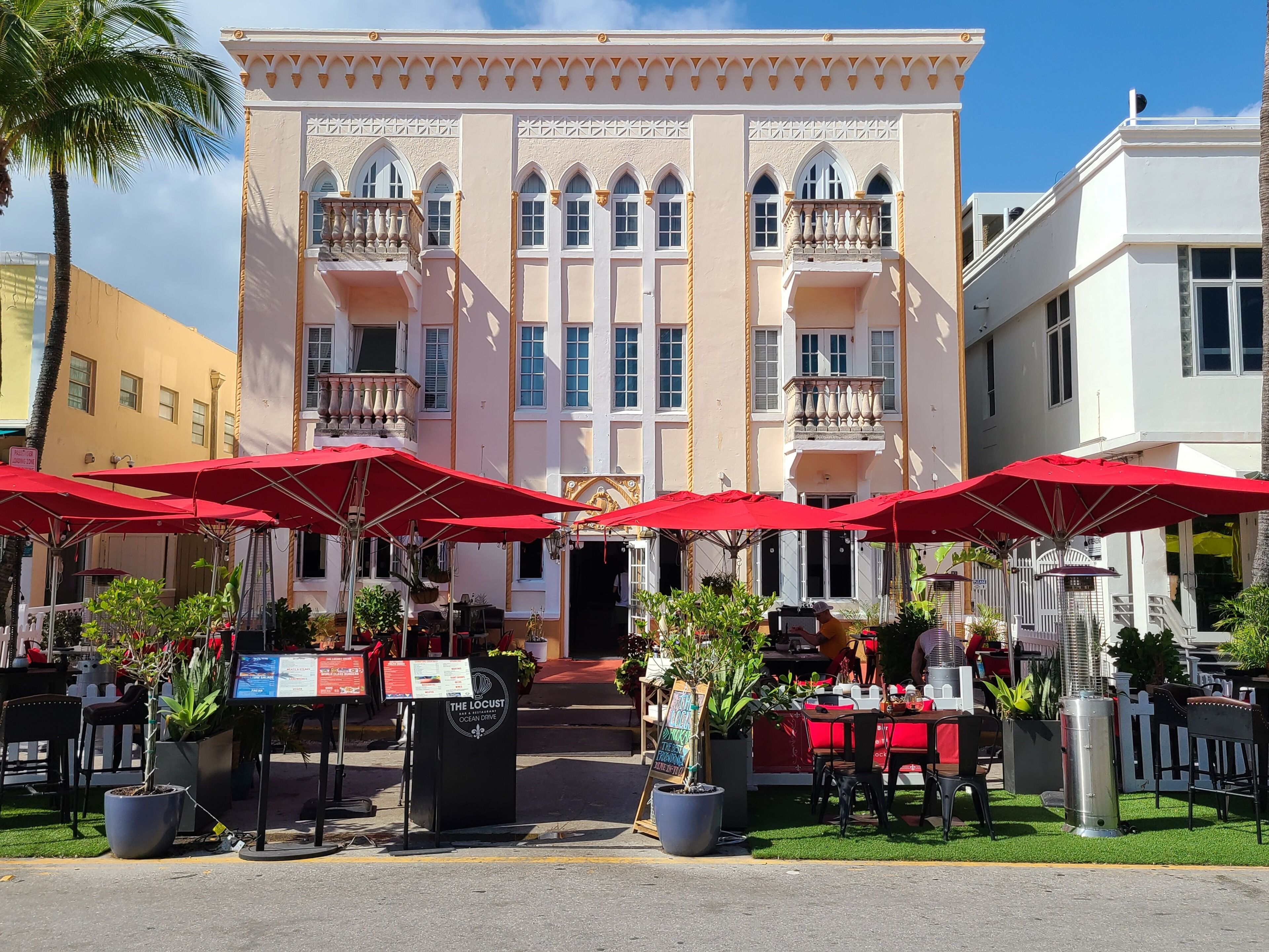 SOBE STUDIO-FULL KITCHEN-OCEAN DRIVE