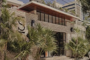 Facciata della struttura