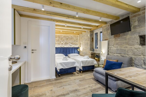 1 chambre, bureau, accès au Wi-Fi (inclus)