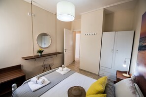 2 bedrooms, premium bedding, in-room safe, blackout curtains