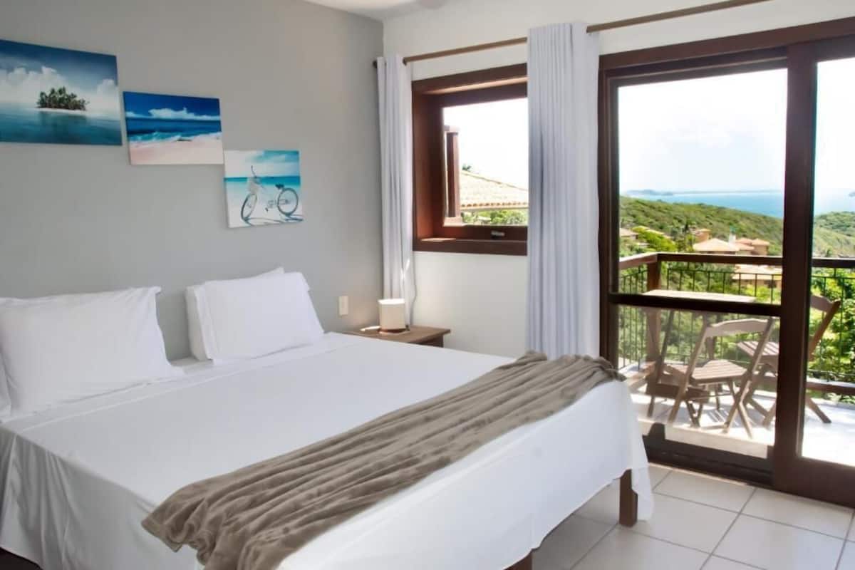 Camera Superior, patio, vista mare | 1 camera, minibar, tende oscuranti, ferro/asse da stiro