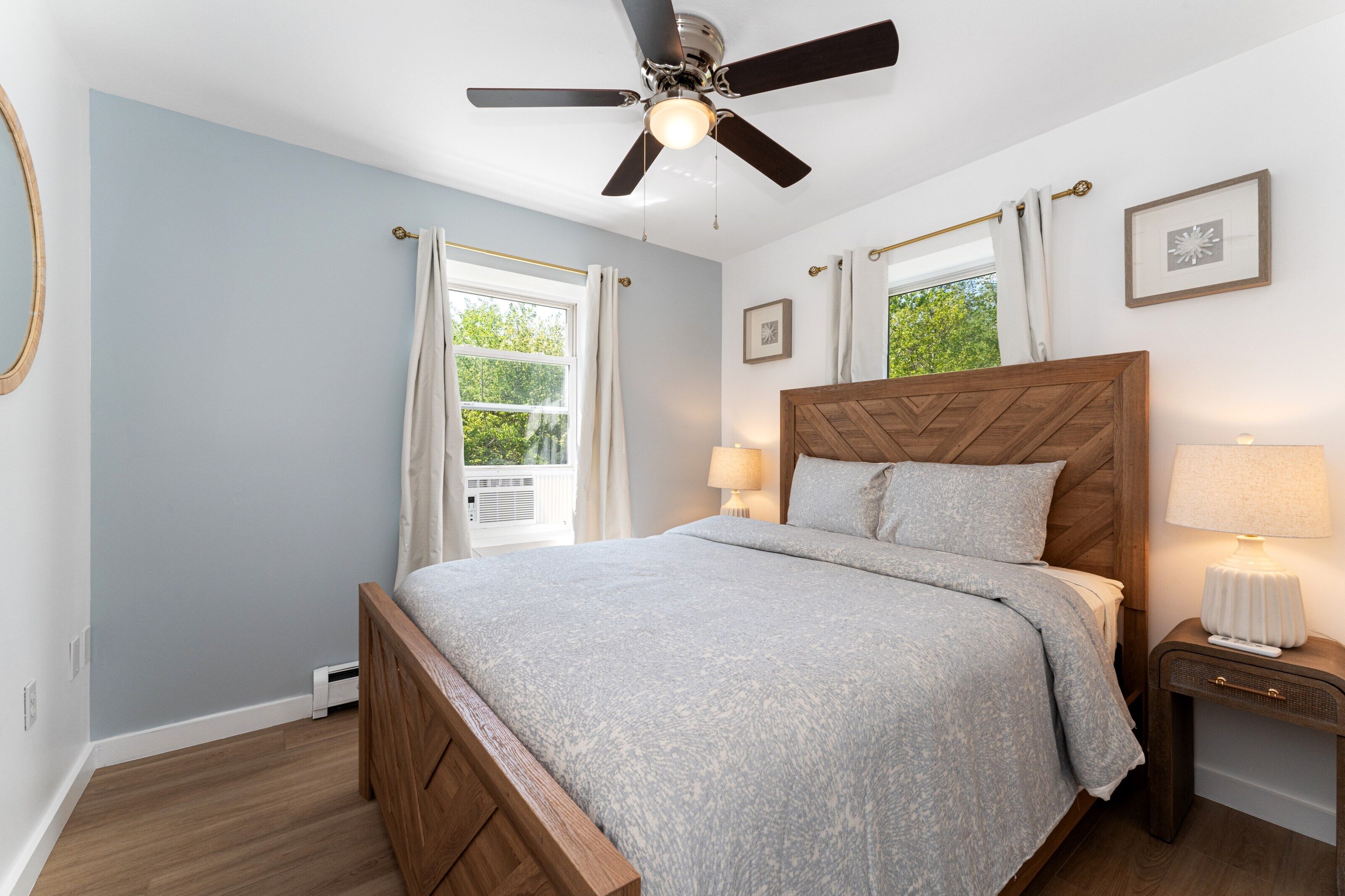 Apartment, Berbilang Katil, Kitchenette | Ruang kerja komputer riba, langsir/tirai gelap terus 