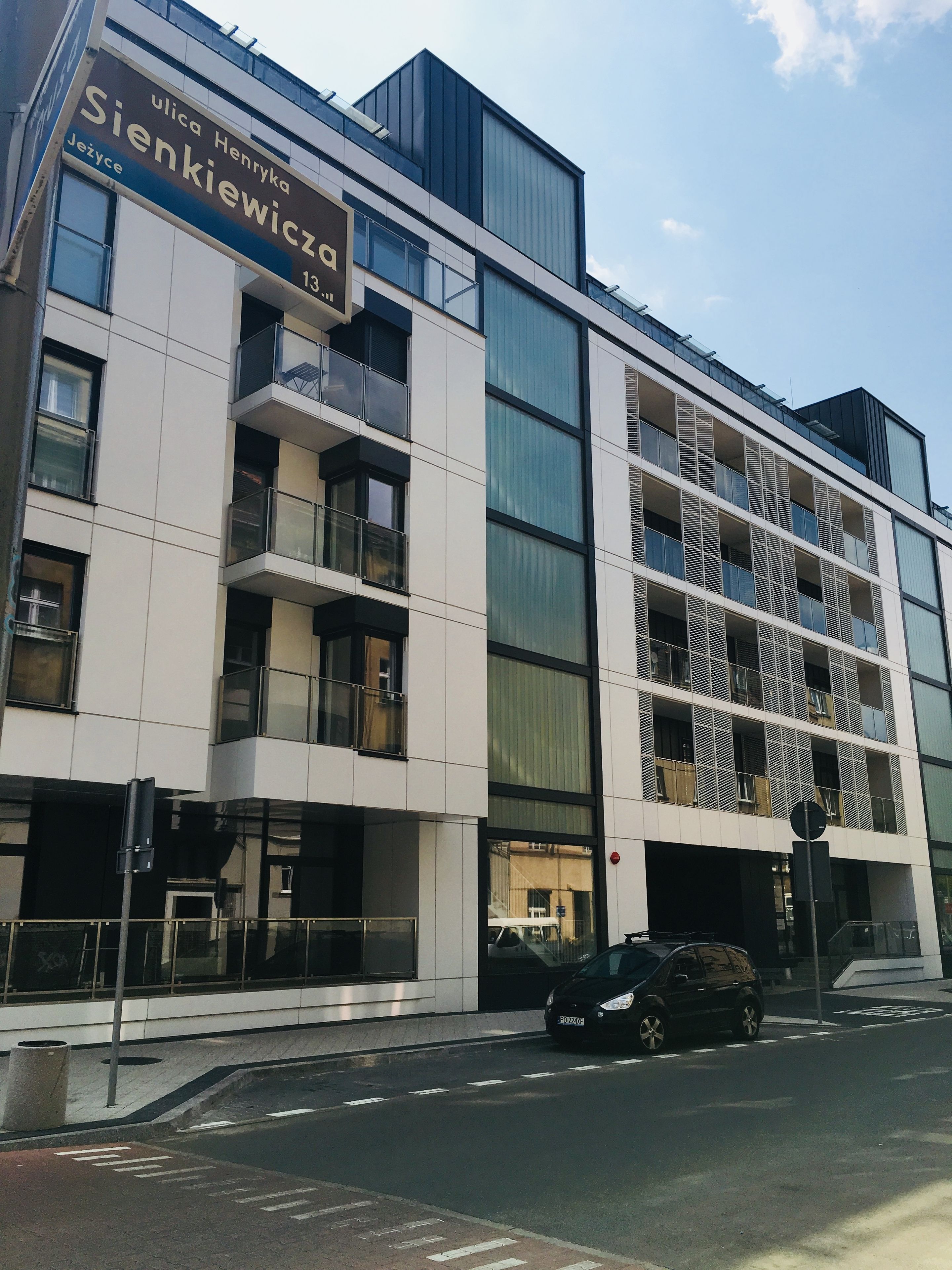 Mặt tiền nơi lưu trú