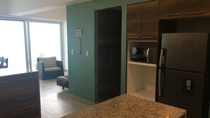 Familienapartment, Mehrere Betten | Wohnbereich