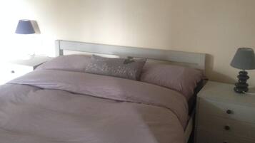 1 camera, Wi-Fi, lenzuola