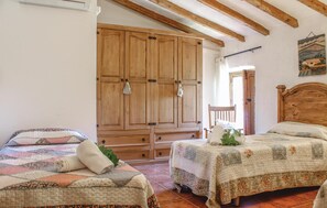 4 chambres, draps fournis