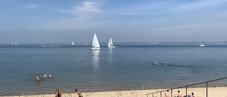 Beach nearby, sun loungers