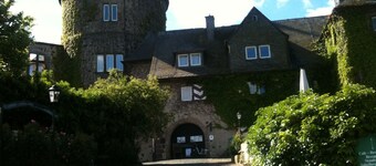 Cozy cottage on Reinhard forest near the Sababurg