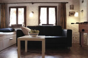 Smart TV, fireplace, DVD player, foosball