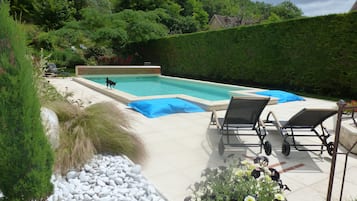 Piscine extérieure, piscine chauffée