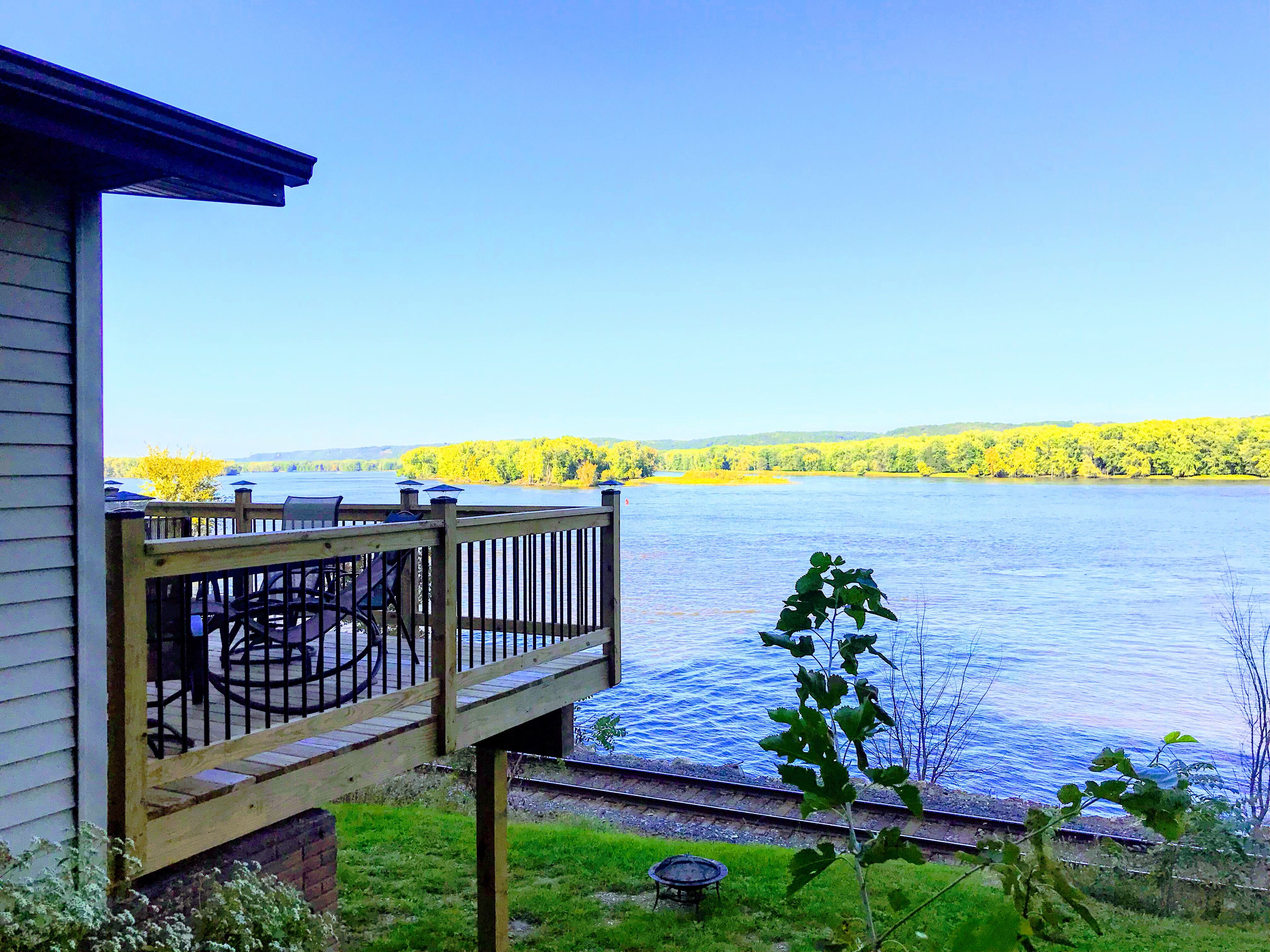 Large Home with Amazing Views of the Mississippi!, Guttenberg, IA
