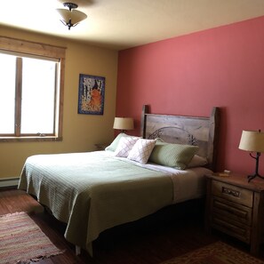 3 bedrooms, free WiFi, bed sheets