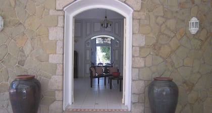 Magnificent colonial villa in a 150 hectares property, Saint Lucia Soufrière