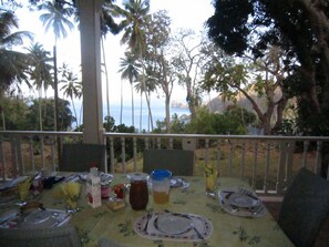 Outdoor dining - Magnificent colonial villa in a 150 hectares property, Saint Lucia Soufrière (Soufrière)