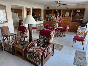 Interior - OCEANFRONT CONDO
TOTAL REMODEL 2025
 2 POOLS  KONA SUNSETS  
PRIVATE LANAI  A/C (Kailua)