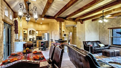 Tucson Time Machine Journey–Enjoy Rooftop Sunsets & Wildlife Show