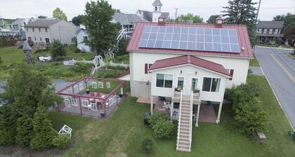 Historic Building, Quiet Location in Beautiful Lancaster County, Stella Side