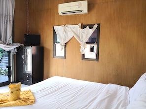 Standard Double Room | Free WiFi