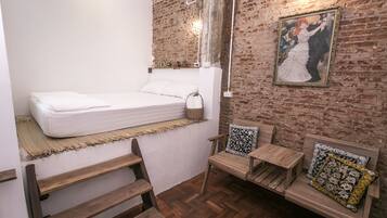 Standard Double Room with Shared Bathroom | Free WiFi, bed sheets