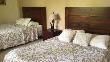 4 bedrooms, Egyptian cotton sheets, in-room safe, free cots/infant beds