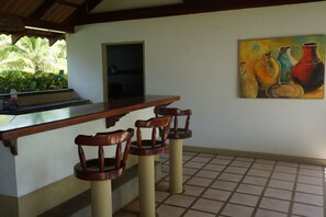 Poolside bar - La Gobeta (Bejuco)