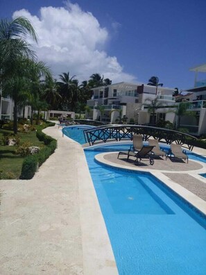 Outdoor pool - Costa Hermosa H202 (Punta Cana)
