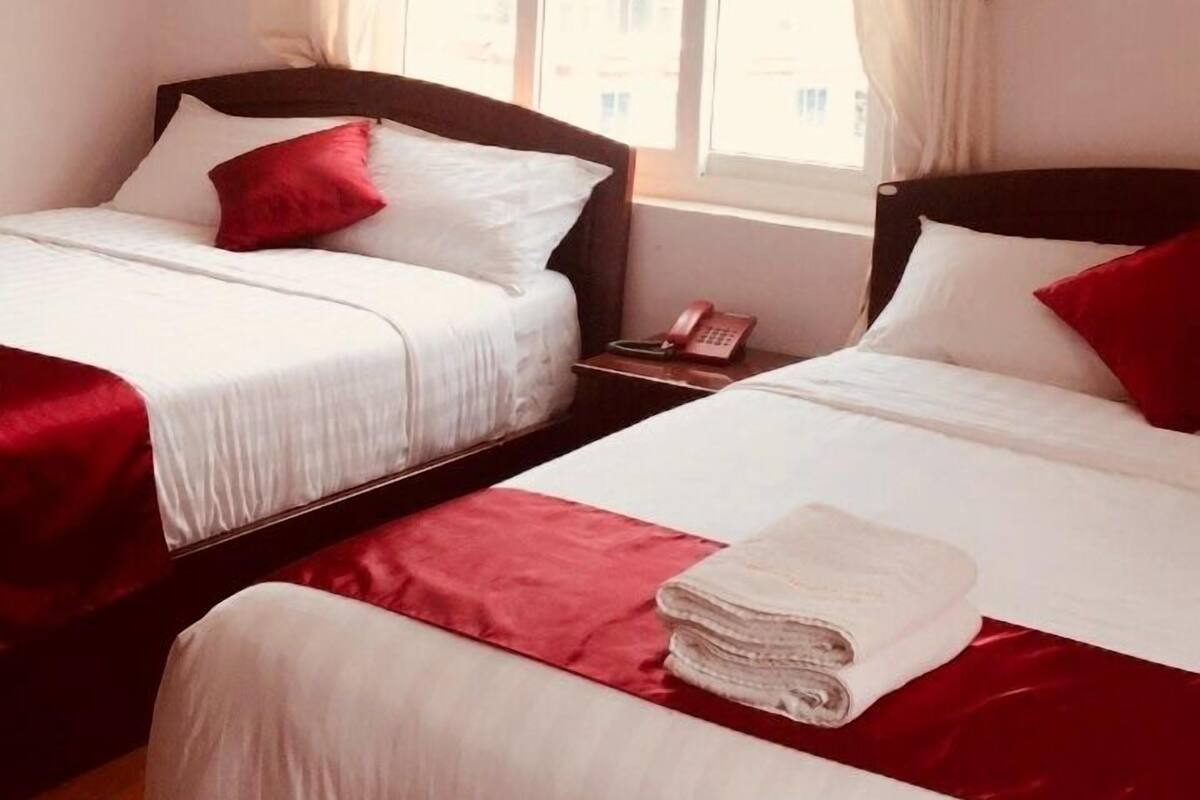 Luxury Room | Desk, iron/ironing board (on request), free WiFi