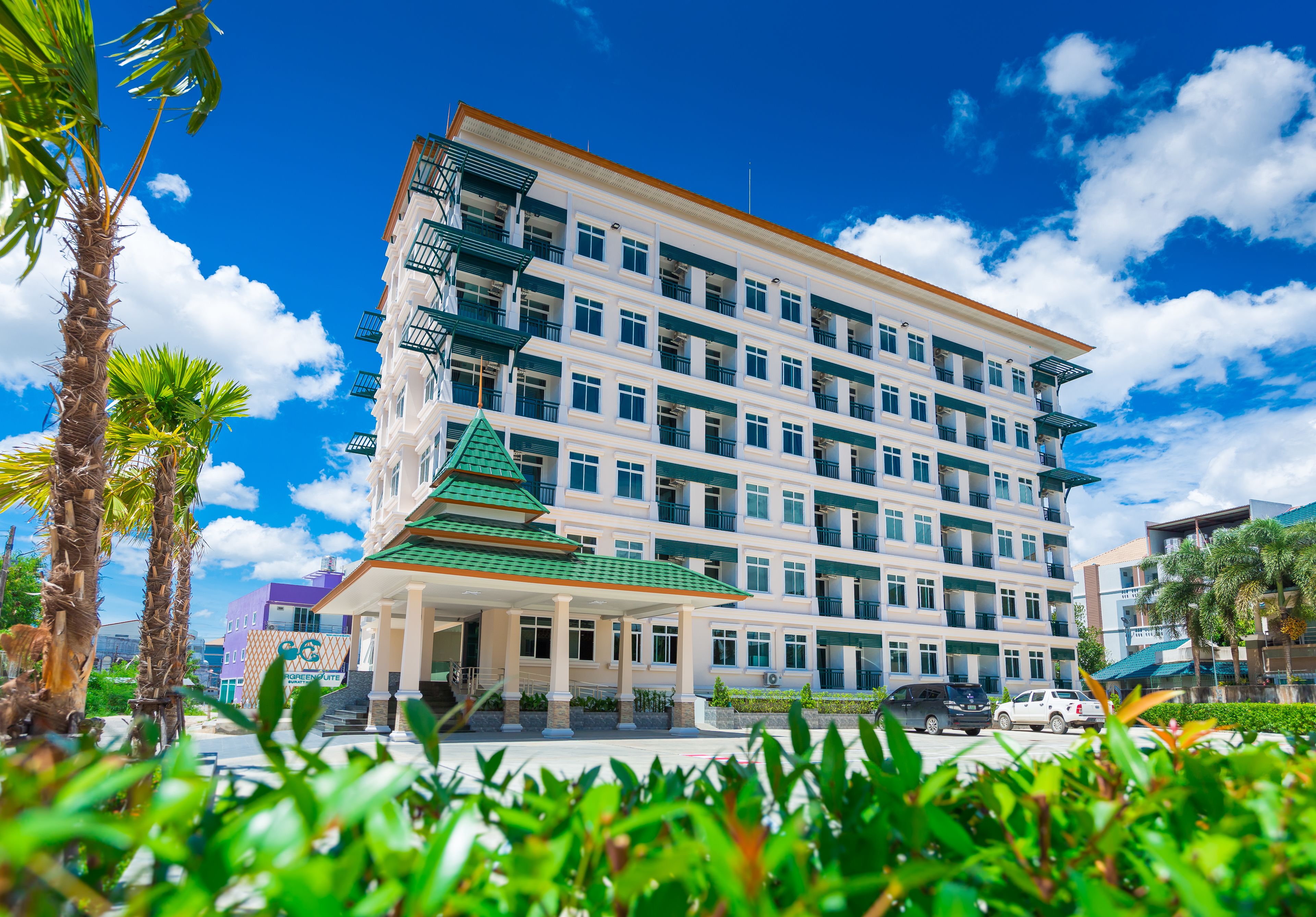 Mặt tiền nơi lưu trú