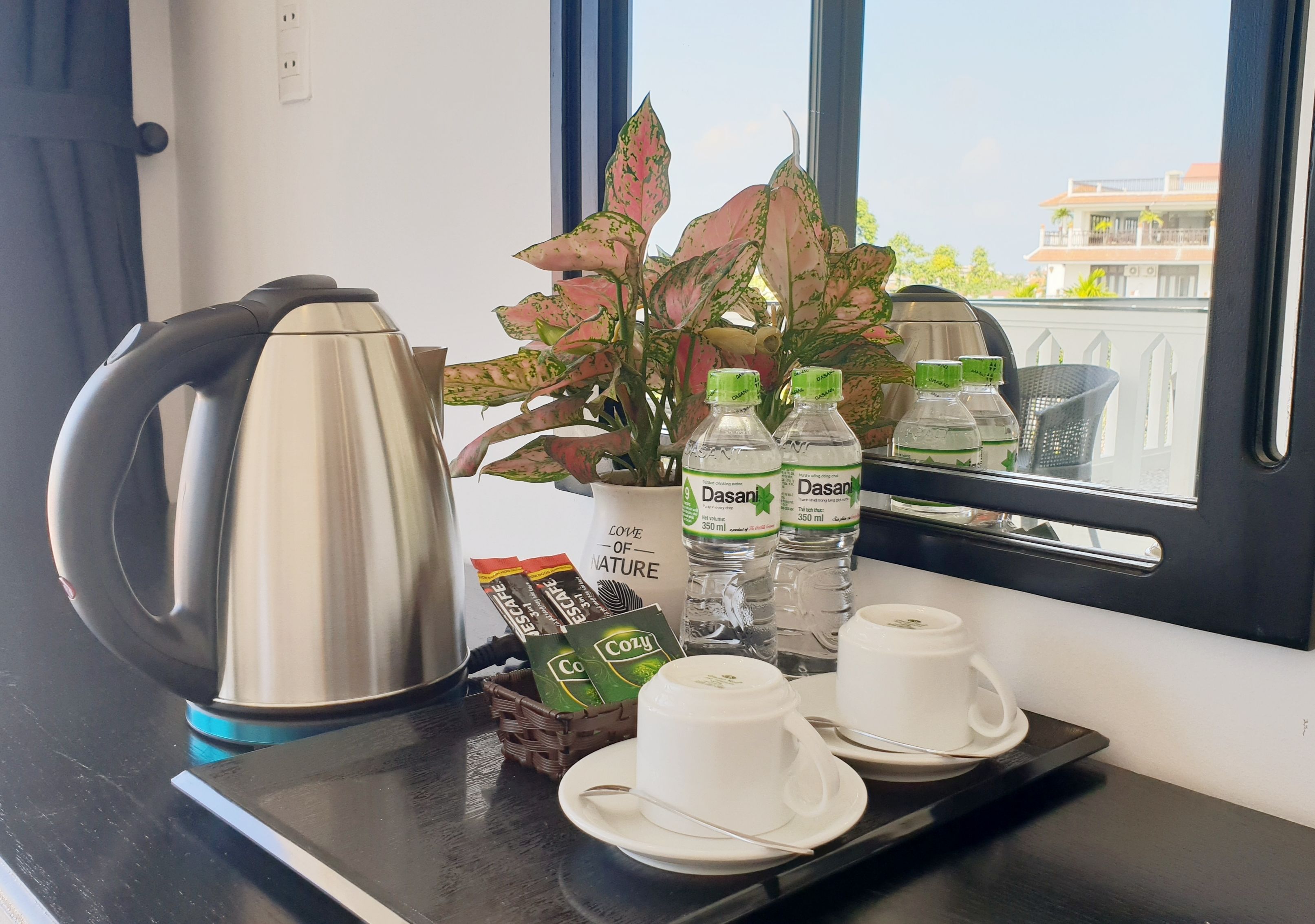 minibar, in-room safe, desk, laptop workspace