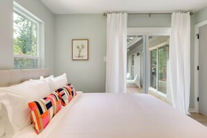 5 habitaciones, escritorio, tabla de planchar con plancha y wifi gratis 