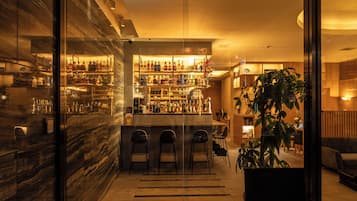 酒吧(店内)
