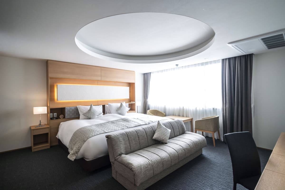 Deluxe Twin Room, Multiple Beds, Frosted Glass, Non Smoking