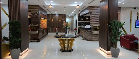 Lobby lounge