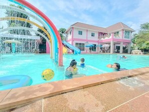 Interior - Turfan Hotel and Tigger Park (Phon Charoen)