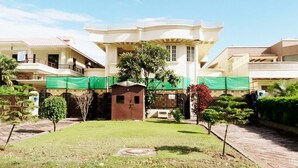 Exterior - Royal Guest House (Islamabad)