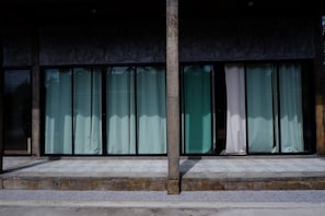 Terrace/patio - Black Elephant Boutique (Phunphin)