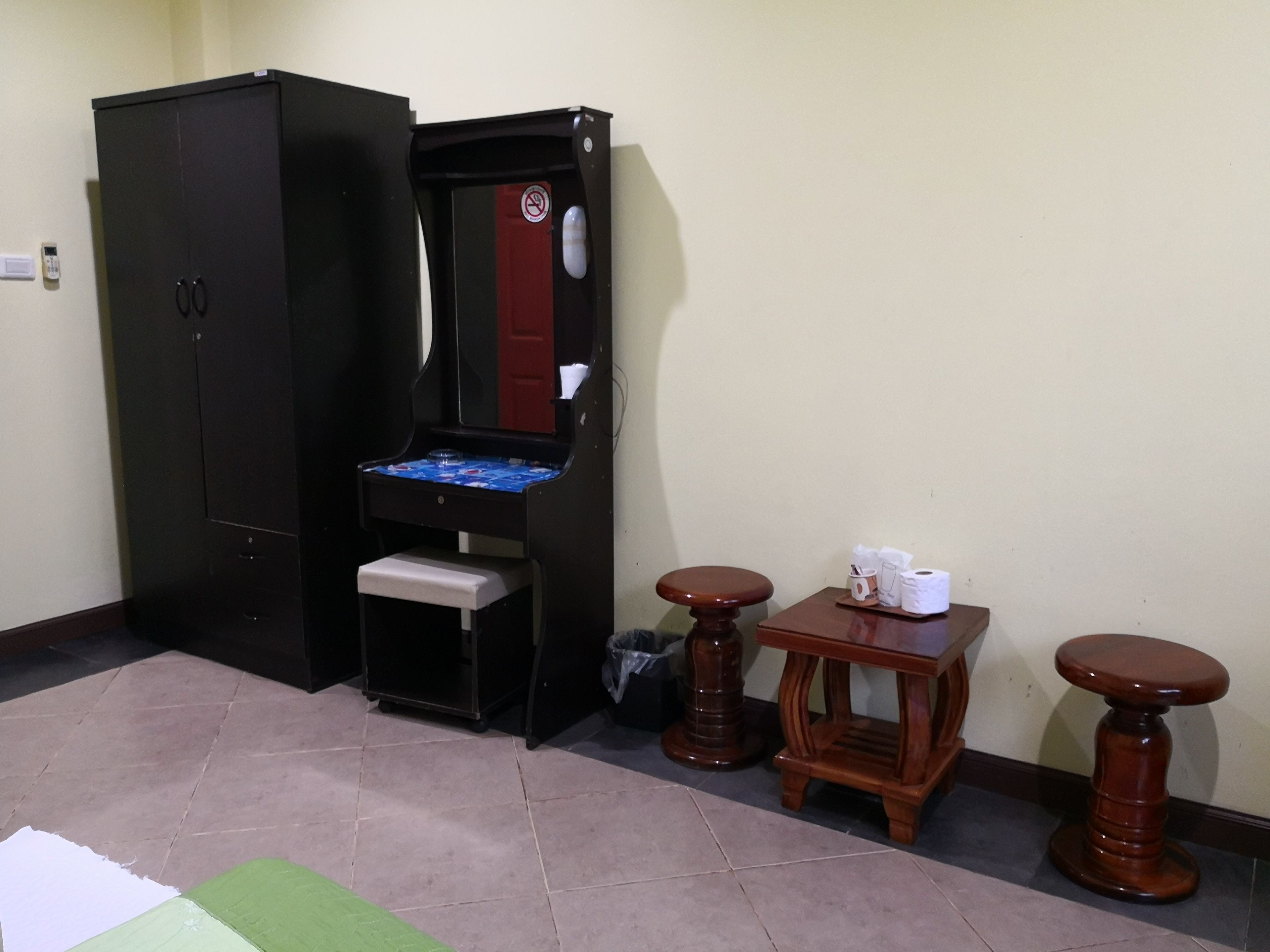 standard twin room | room amenity