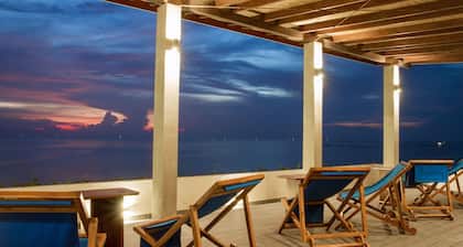 Lazy Koala Hostel - Adults Only