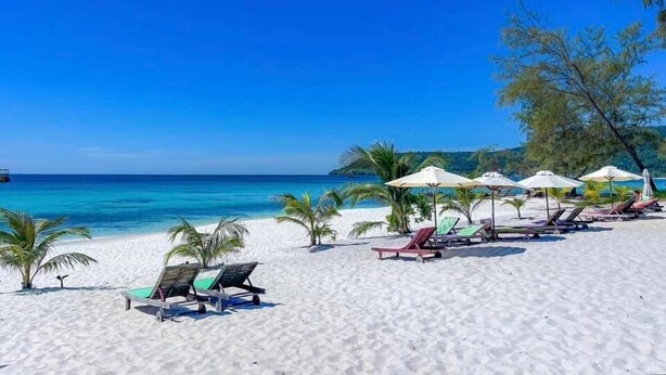Front of property - Long Beach Resort Koh Rong (Koh Rong)