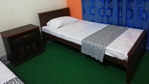 Unclassified image, 2 of 4, button - Islamabad Hostel (Islamabad)