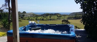 Twin Palms Ocean Beach, French Country Chalet